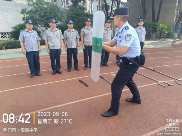 獵鷹護航秋季開學(xué)，強化駐校保安員培訓(xùn)